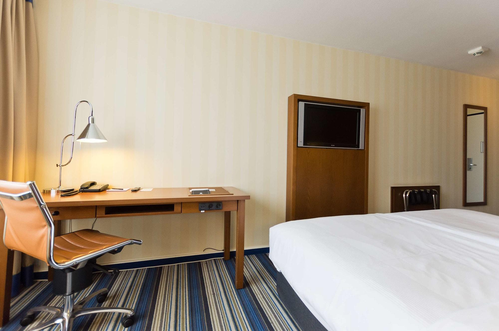 Arthotel Ana Im Olympiapark Мюнхен Екстериор снимка